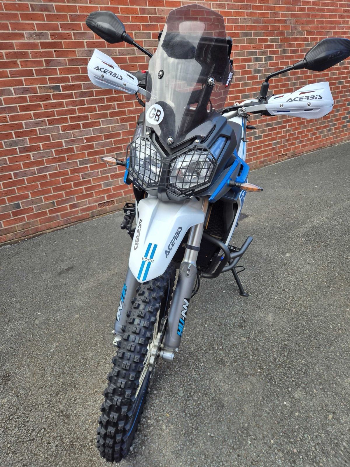 Front view of the Voge 300 Rally showing the Michelin Tracker front tyre's knobbly tread